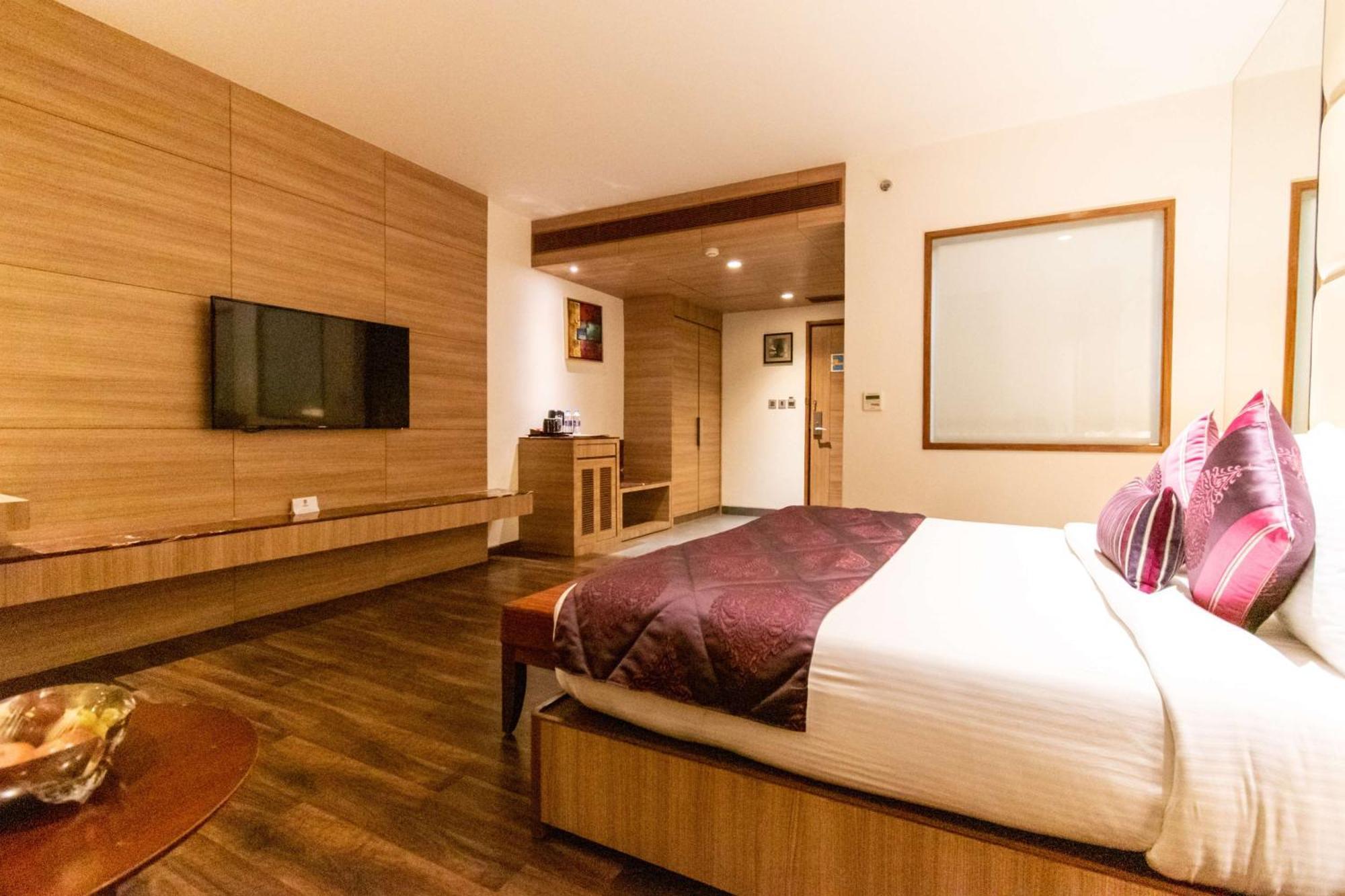Best Western La Vista Pathānkot Kültér fotó